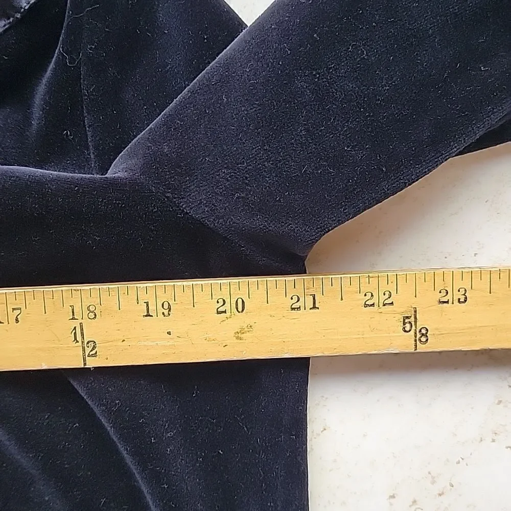 LIz Claiborne top Size M